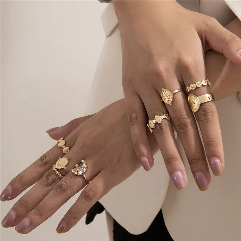 

New Europe And America Retro Creative Geometric All-match High-end Luxury Ring Niche Moon Irregular Metal Of Female Ring Jewelry