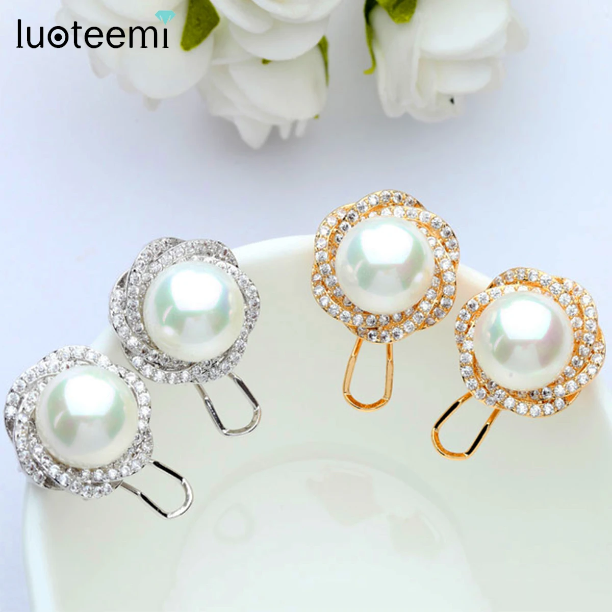 

LUOTEEMI Champagne White Gold Color Pearl Stud Earrings Uniuqe Tiny Cubic Zircon Women Fashion Big Statement Flower Christmas