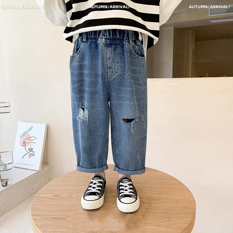 

Boys Korean style autumn ripped jeans 2021 new loose casual all-macth denim pants
