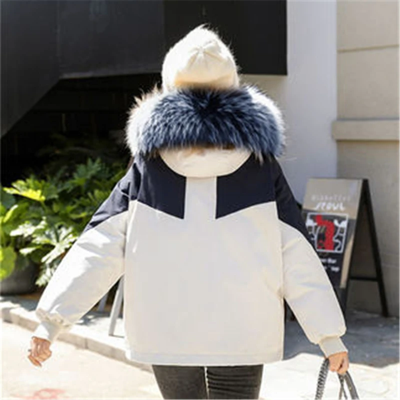 

Women padded Coat 2020 new loose stitching big fur collar jacket short pie overcoming plus size Cotton Coat Female Parka M72