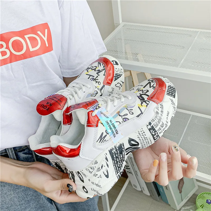 

Lace Up Chunky Sneakers Women Shoes Woman Graffiti Vulcanized Shoes Leather Platform Casual Shoes Female Loafers Ladies Flats