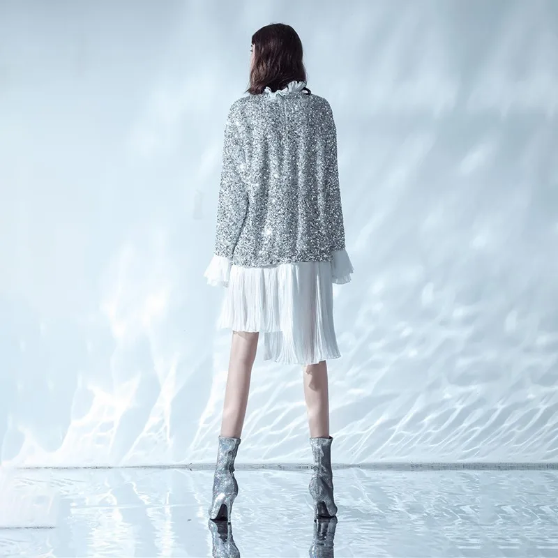 Женский пуловер с блестками TWOTWINSTYLE весенний оборками и длинными рукавами