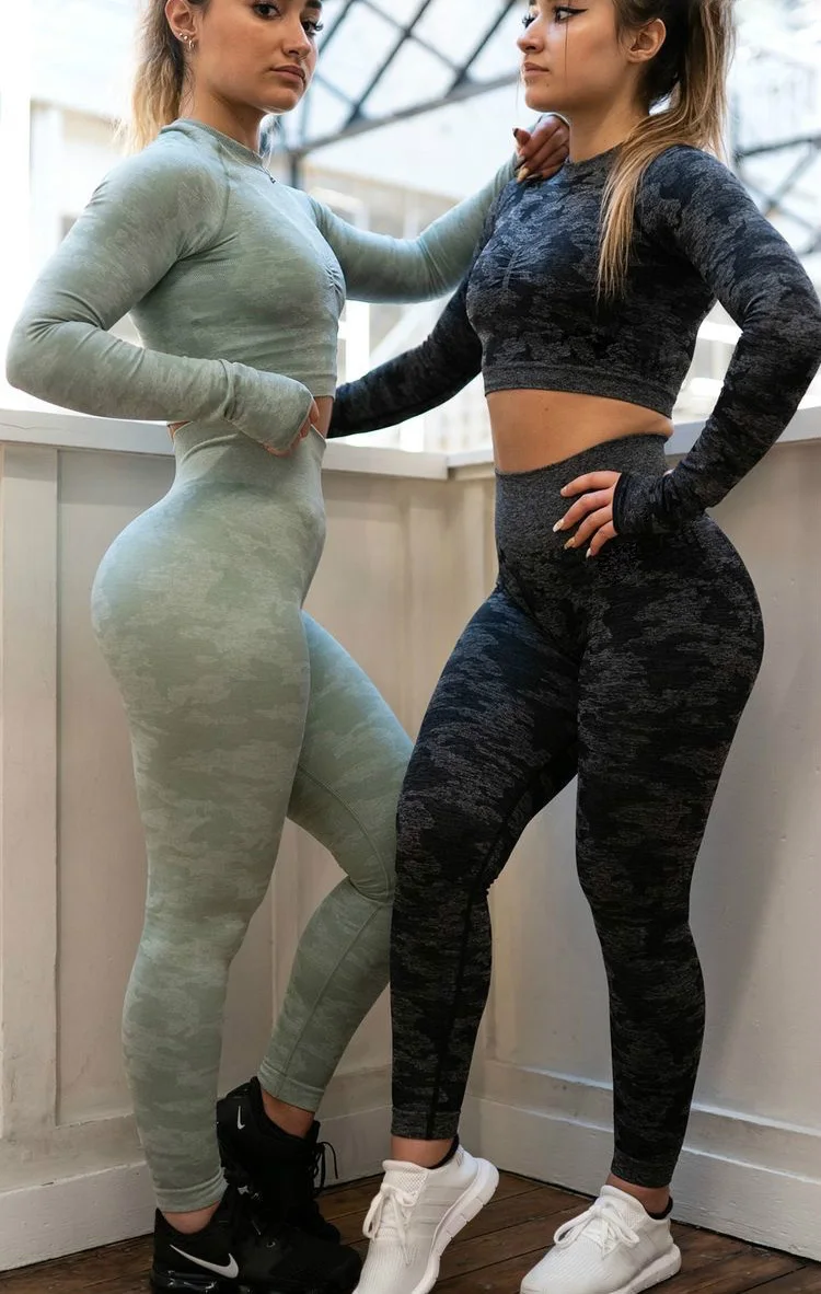 

3PCS Camo Seamless Yoga Set Sports Wear Women Fitness Clothing Yoga Leggings+Sport Bra+Long Sleeve Crop Top Gym Sports Suits