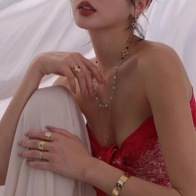 Женское ожерелье из серебра пробы с жемчугом и синим камнем | Украшения