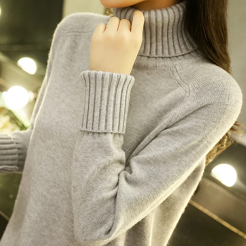 Свитер женский трикотажный с высоким воротом Осень-зима | Женская одежда