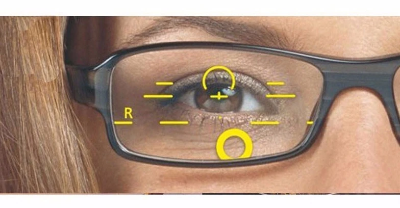 Пара окрашенных и добавляемых прогрессивных мультифокальных оптических линз
