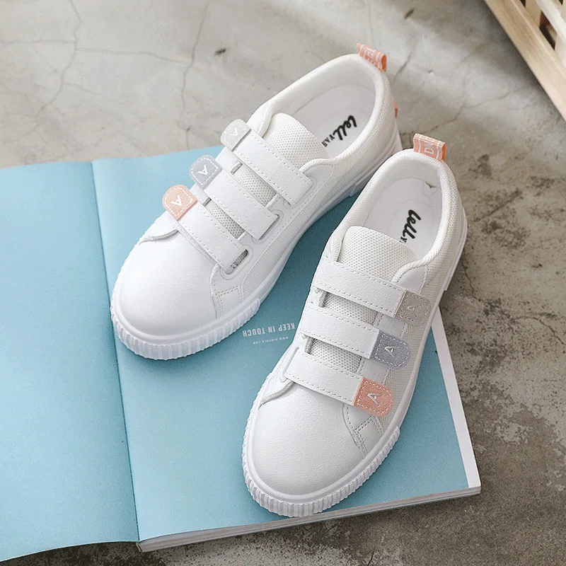 Женские кроссовки Новинка 2020 года Удобная повседневная обувь белого цвета с