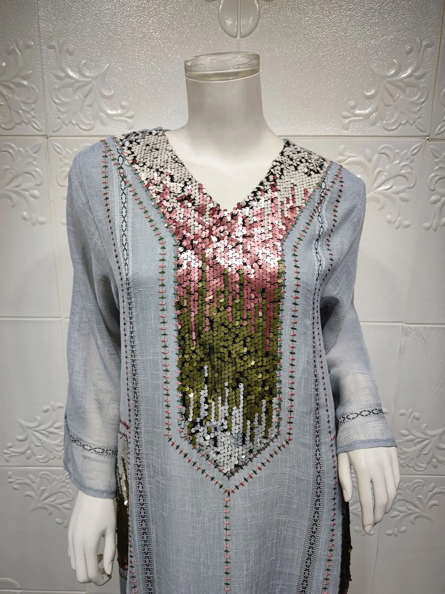 

Real Photos Middle East Women Dress Fashion Sequins Patchwork Lesser Bairam Party Gowns Dubai Arabia Abaya Long Sleeves Dresses