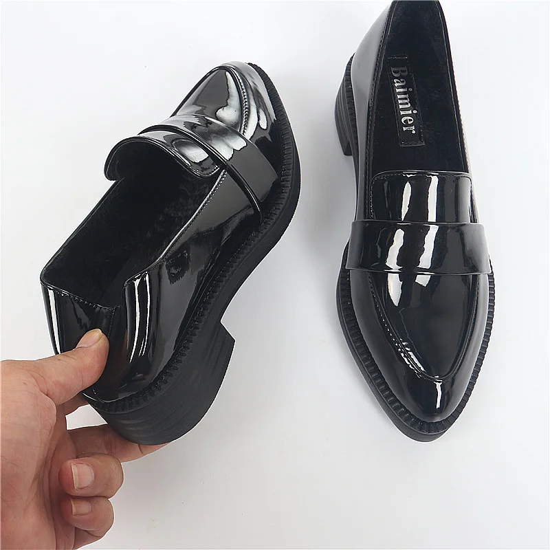 Lovers Patent Star Leather Career Shoes Women Retro Sewing Slip on Zapatos De Mujer Trendy Carving Flats Pointed Toe Pu Leather