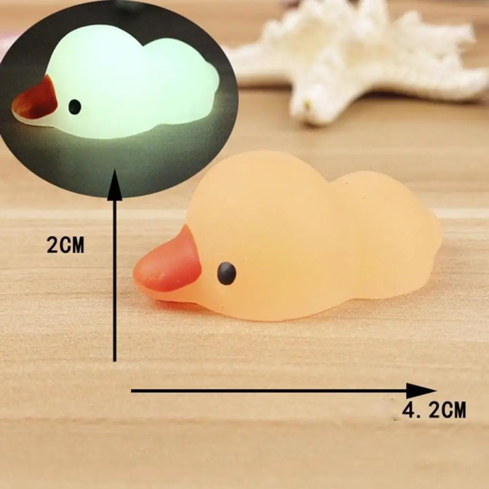 Juguete antiestr&eacute;s para apretar la tensi&oacute;n de descompresi&oacute;n para ni&ntilde;os y adultos, juguete de Animal para aliviar la tensi&oacute;n de descompresi&oacute;n, bonito sello nocturno de Color aleatorio, 1 Uds.-5