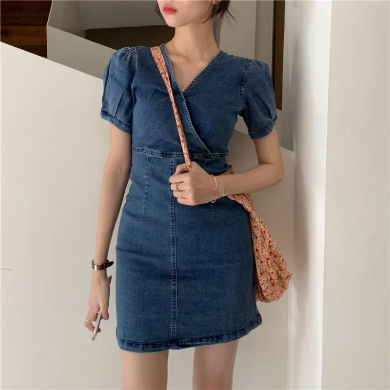 

Женское джинсовое платье с высокой талией, облегающее платье в Корейском стиле с V-образным вырезом, юбка в стиле ретро, лето 2021