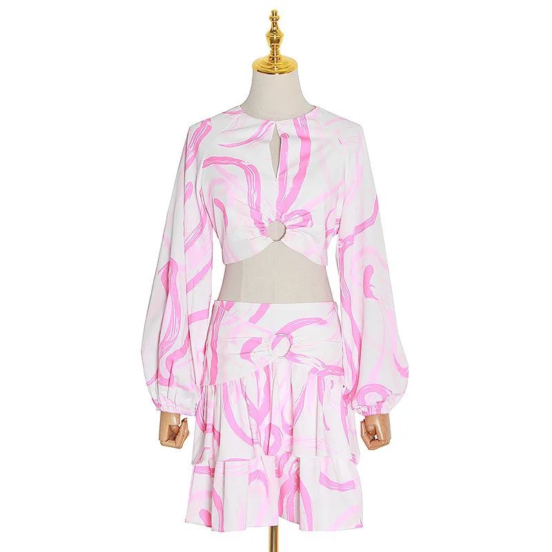 

Tide brand design sense summer new irregular printed jacket high waist skirt Outfits women