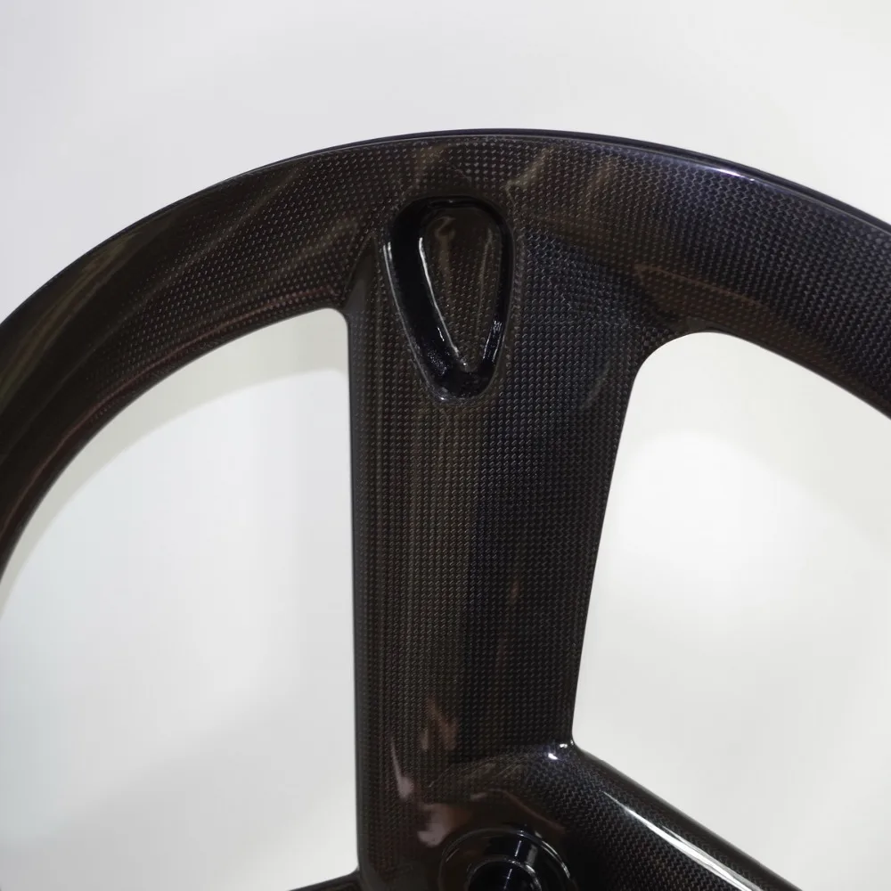 Трехспицевое карбоновое дорожное колесо 700c цилиндрическое 3-спицевое