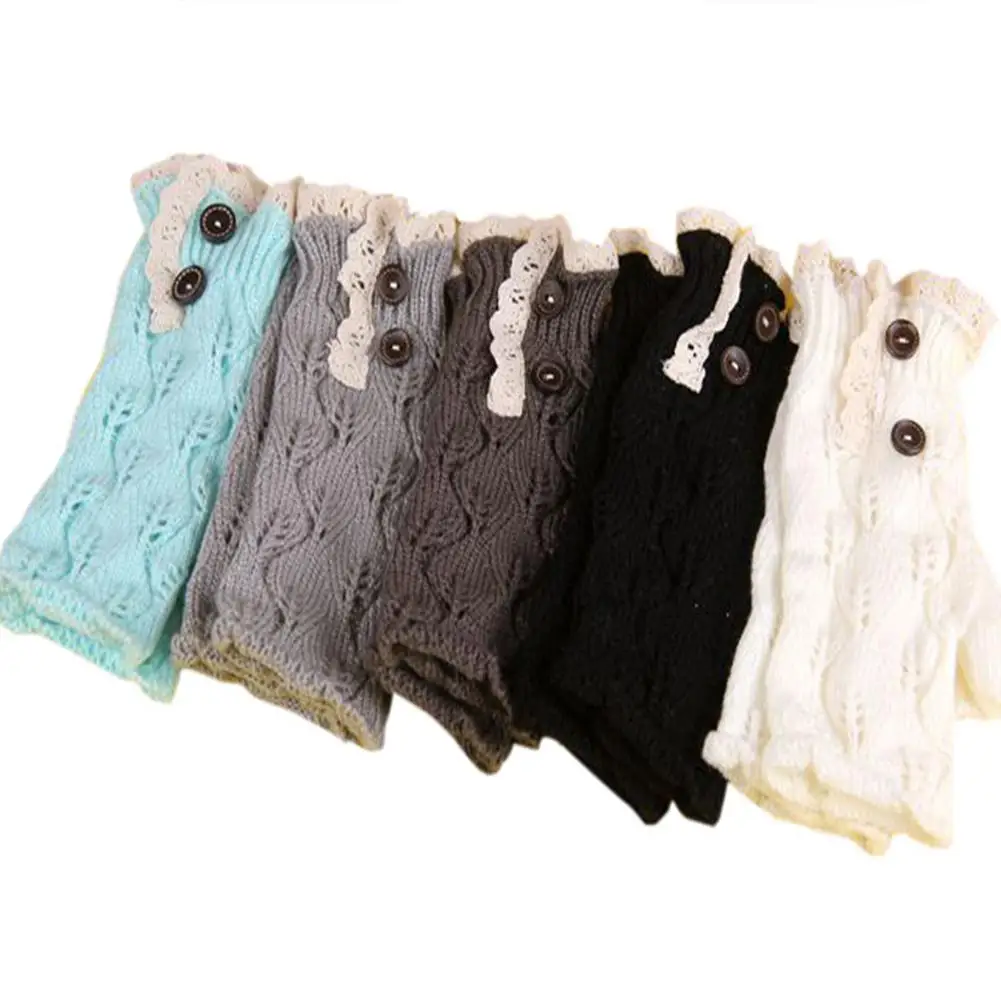 Женские шерстяные вязаные перчатки на пуговицах с кружевными полями и листьями