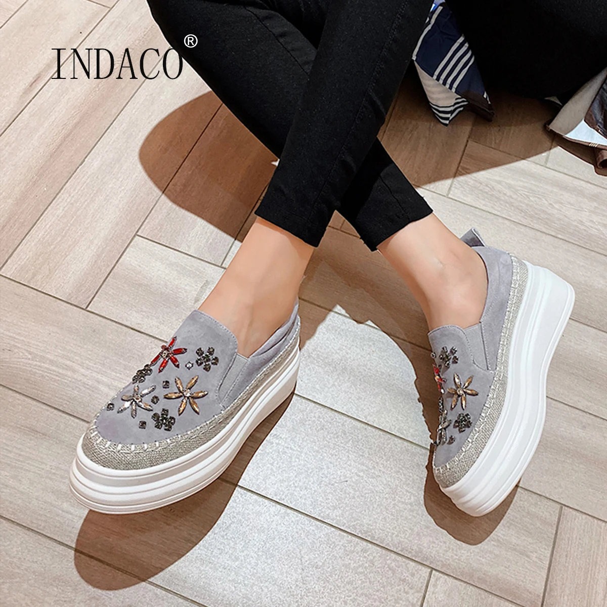 

2021 New Casual Shoes Women Platform Flats Slip On Thick Bottom Shoes Kid Suede Rhinestone Bead Leather Shoes Height Increase