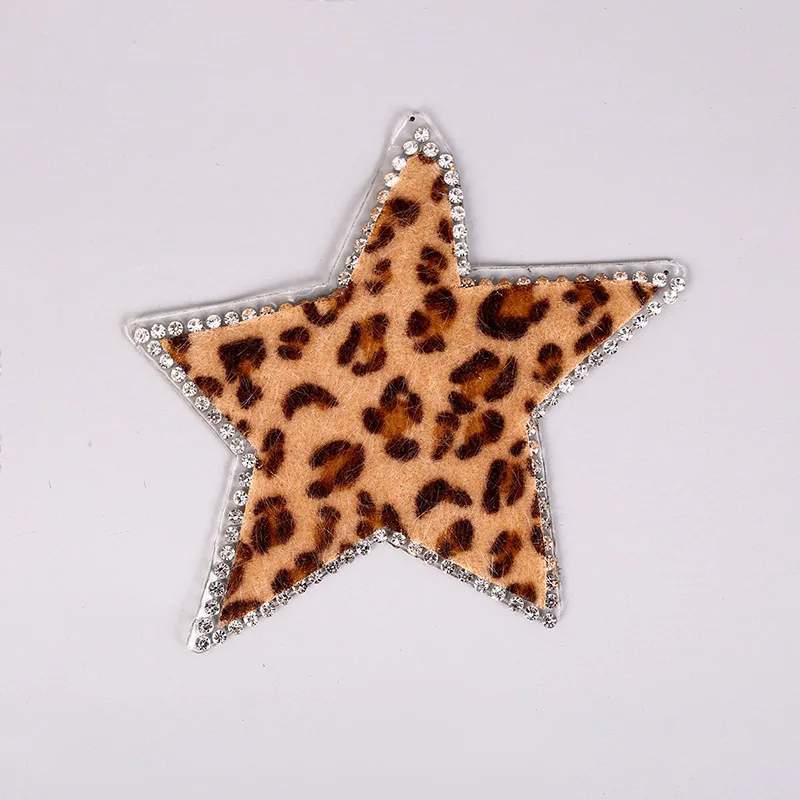 С леопардовым принтом с украшением в виде кристаллов Стразы s патчи железные на