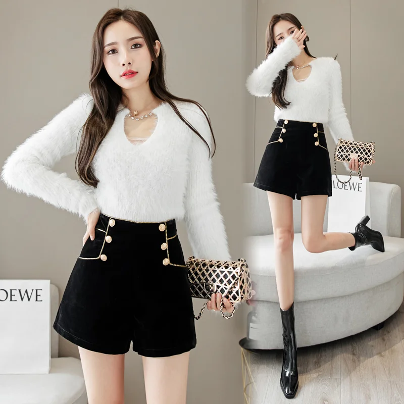 Black Velvet Wide Leg Shorts Women High Waist Buttons Slim Vintage Golden Double Short Pants Elegant Office Lady M532 | Женская одежда