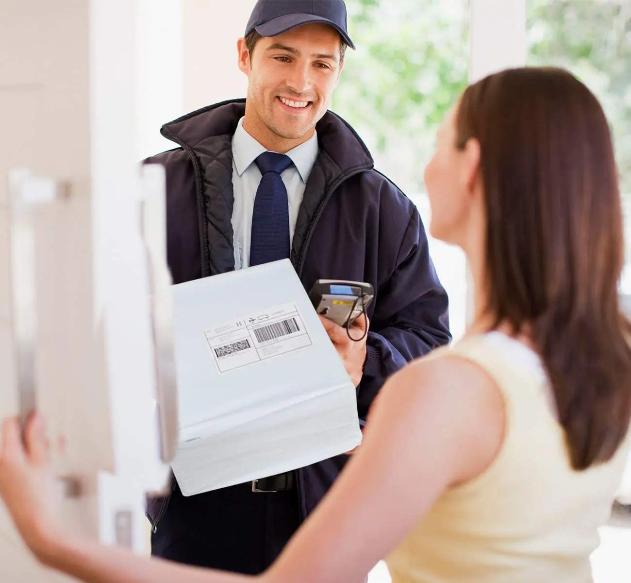 

Plastic Mailer Shipping Package Envelope Bag Self Adhesive White Poly Currier Bag Product Packaging Bag