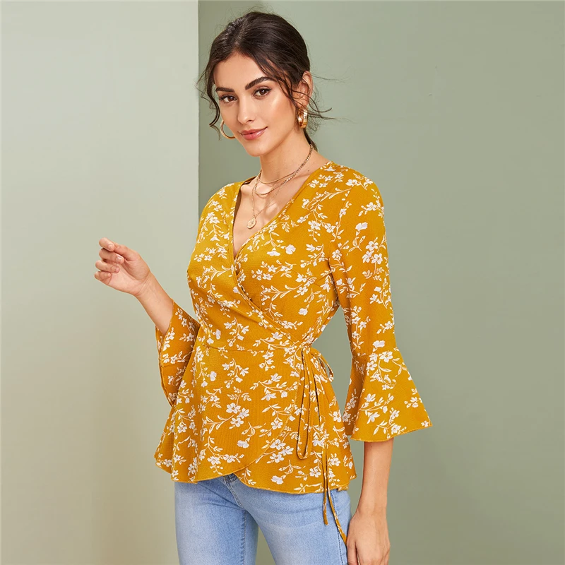 SHEIN V шеи Ditsy цветочный принт Узелок Бохо Вязаная блуза с запахом женские топы осенний праздничный рукав-Волан дамские облегающие блузки