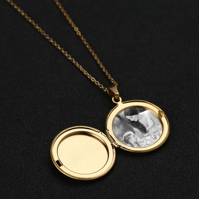 

Personalized Photo Box Text Engraving Pendant Customized Stainless Steel Necklace Gift For Mother's Day Birthday