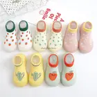 Туфли для девочек, вязаные мягкие туфли для мальчиков, удобные детские туфли, мультяшная клубника, детские Нескользящие Туфли-носки унисекс