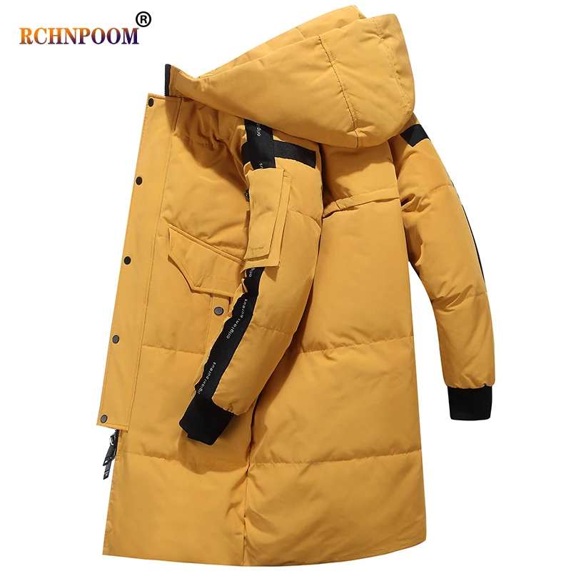 Мужская зимняя куртка на белом утином пуху с большими карманами и капюшоном |