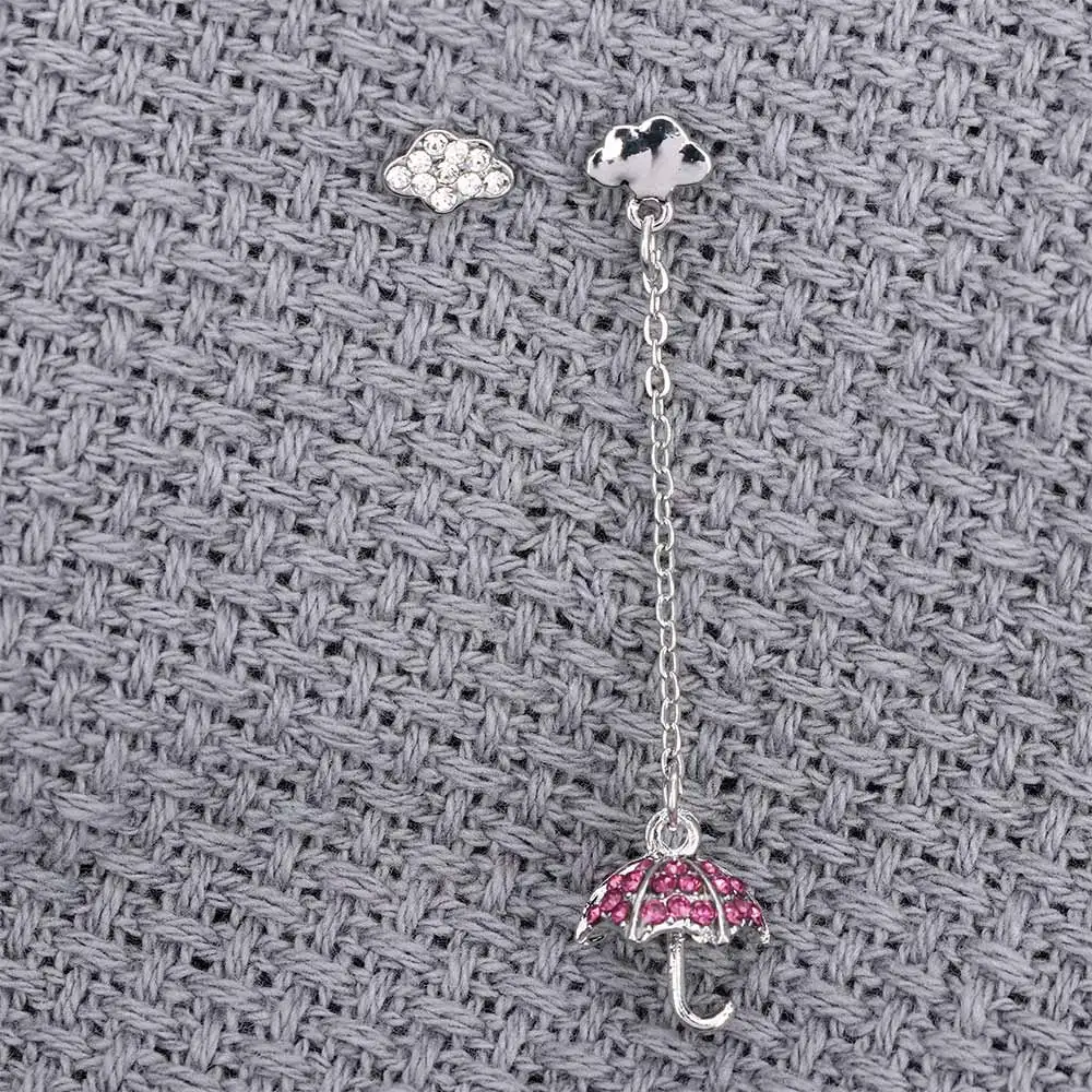 Женские асимметричные серьги гвоздики с зонтиком вечерние кристаллами