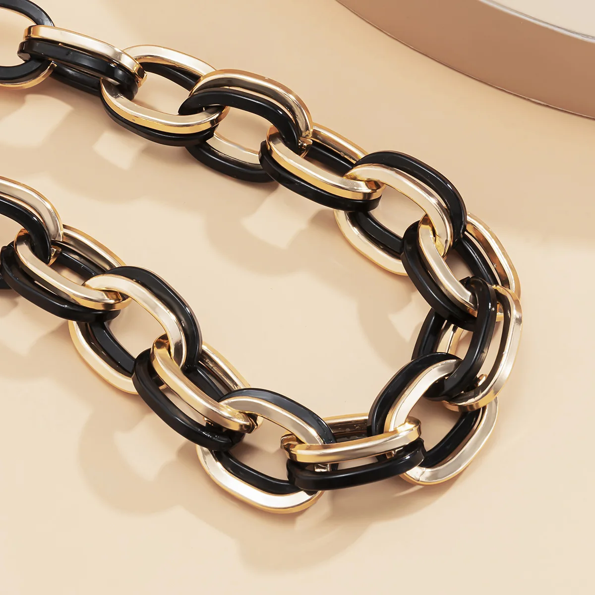 

2021 Punk Chunky Thick Chain Necklace Necklace Asymmetric Cuban Gothic Necklace Women's Statement Jewelry Party Necklace