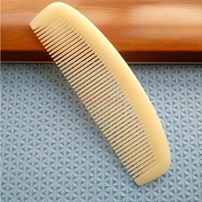 2pcs plastic comb Household crescent comb stalk long hair thick hair hairdressing cooked plastic is not easy to break the