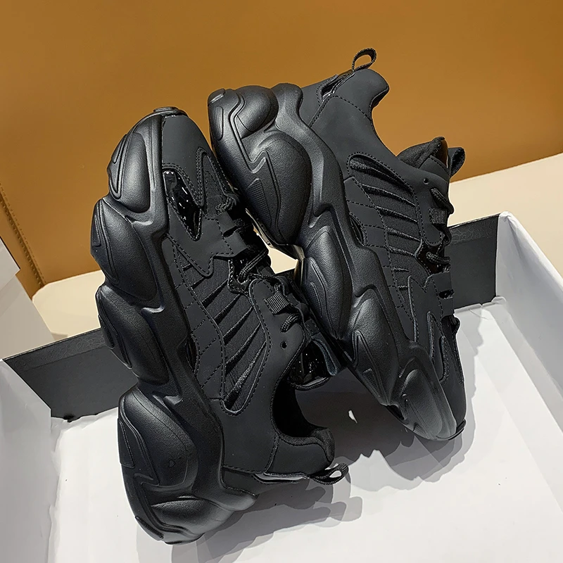 

Женские кроссовки на платформе, черные повседневные удобные кроссовки на массивной вулканизированной подошве, для пожилых людей, на осень, ...