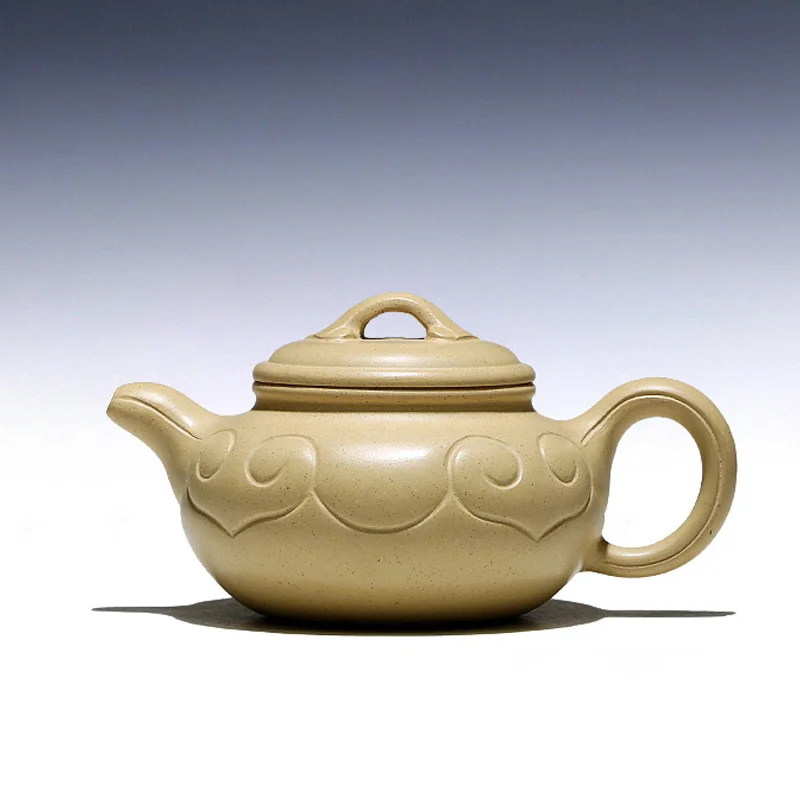 

Buyile pot] Yixing purple clay pot Wu Yunchun handmade teapot raw ore Benshan lvruyi antique 190cc