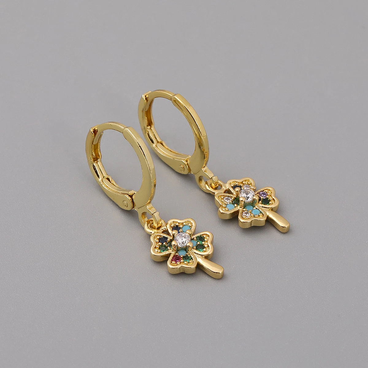 

Fashion Star Hoop Women Earrings Geometreic Cubic Zircon Dainty Dangle Drop Earrings For Women Jewelry Gift 2021