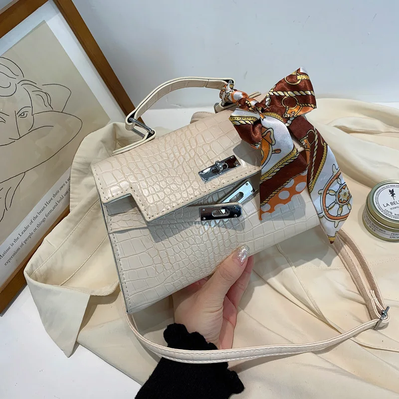 

Ben Ballar Women's Large-Capacity Silk Scarf Top-Handbags High-Quality Pu One-Shoulder Messenger Tote Bag