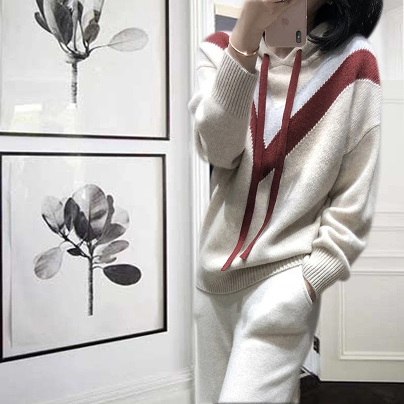 Женский свободный свитер с капюшоном толстый теплый короткий Осень-зима 2019 |