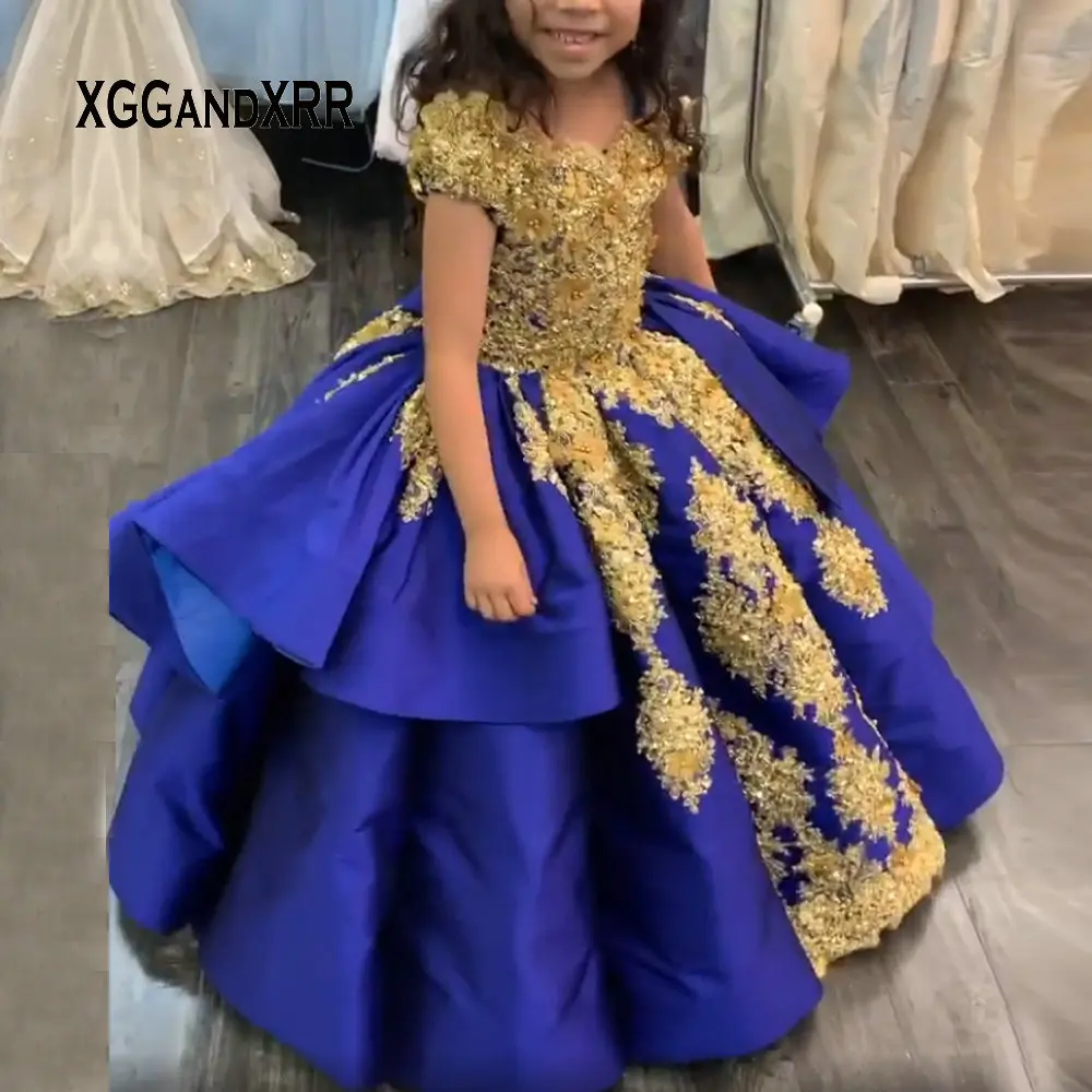 

Lovely Flower Girl Party Gown Quinceanera Dress 2020 Scoop Short Sleeves Golden Lace Applique Two Layers Sweet 15