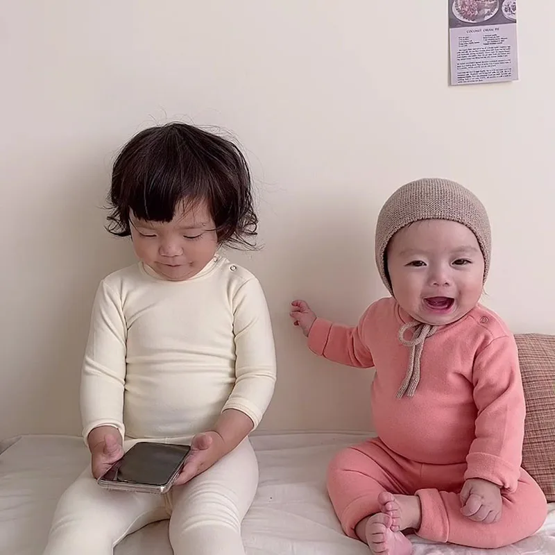 

Новинка 2021, зимняя одежда для малышей MILANCEL, пижама из бархатной ткани для новорожденных, теплые комплекты для сна для младенцев, однотонные ...