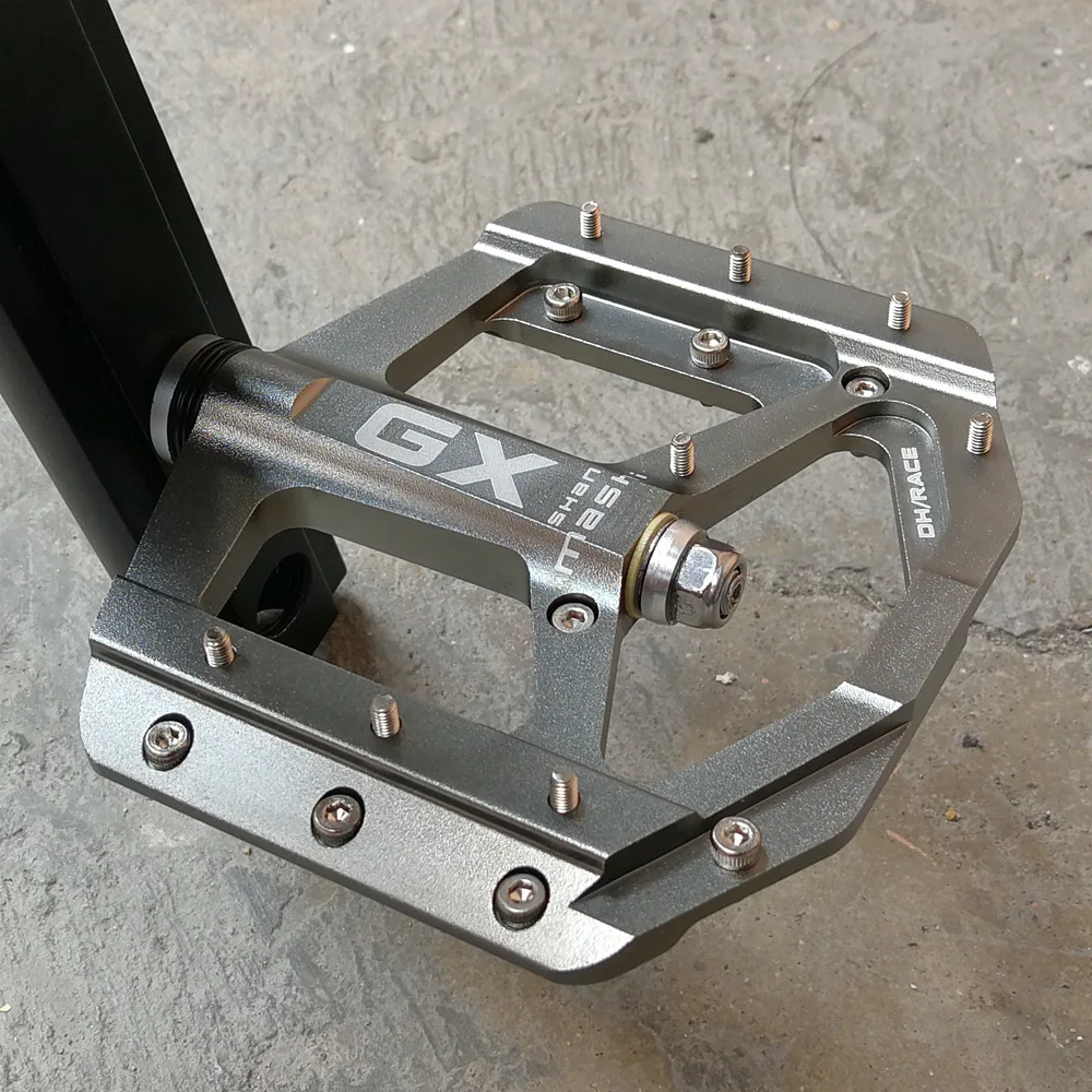 

New flat foot pedal Sealed Bike Pedals CNC Aluminum Body For MTB Road Mountain Bike 3 Bearing Bicycle Pedal parts