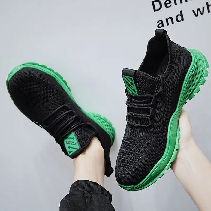 

Men's Lightweight Running Shoes Summer Ultra-light Breathable Sneakers Zapatos De Mujer Walking Shoes Boys Sneakers Size 39-44