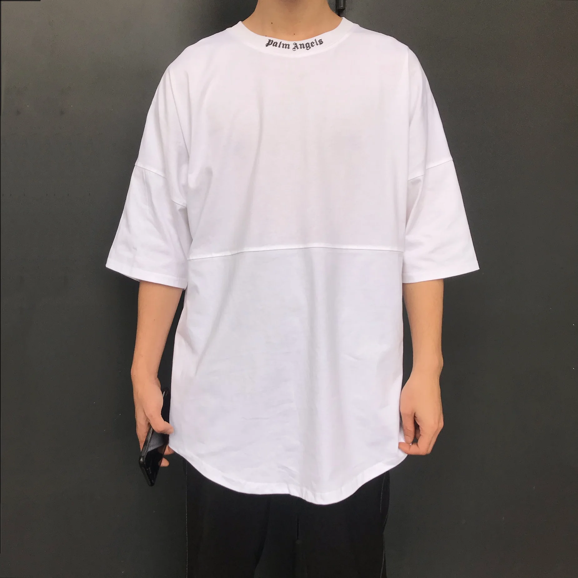 

Palm Angels short sleeve men women couple T-shirt with large printed on the back of the bat sleeves 1545240