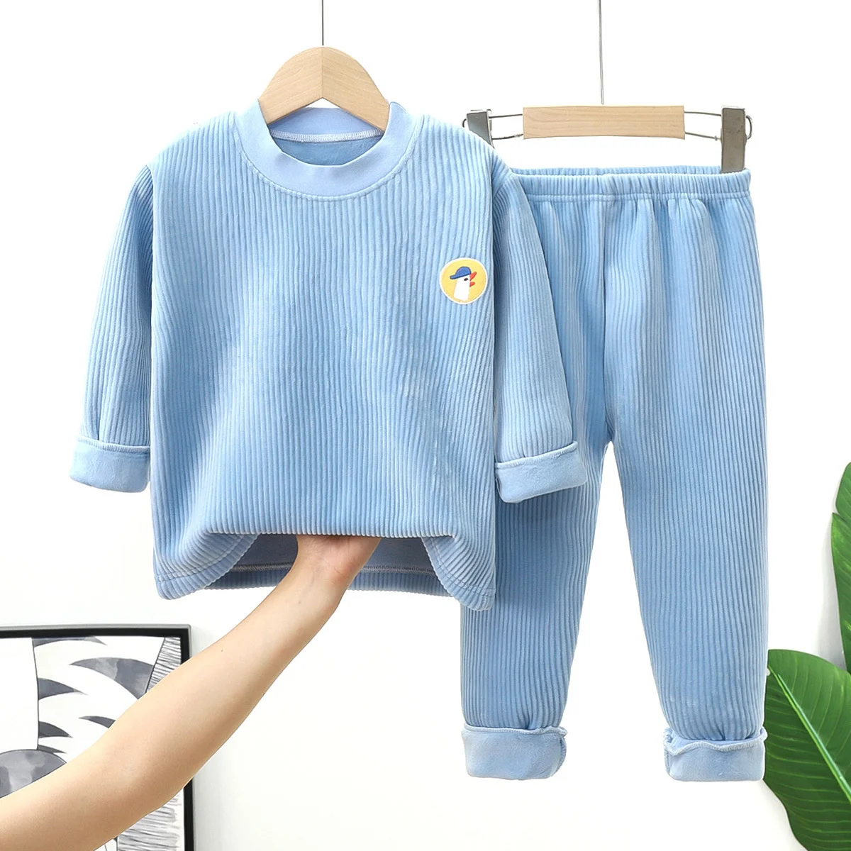 

Baby Girls Winter Long Sleeve Sleepwear Boys Girl Casual Suit Plush Clothes Thick Warm Toddler Boys Pajamas Cotton Outfits