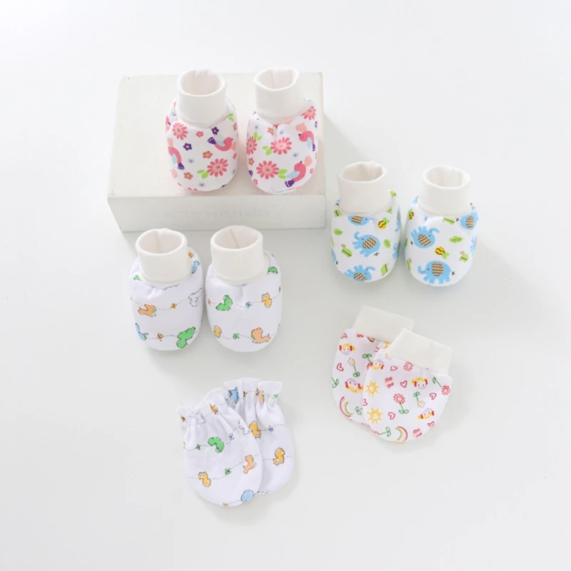 

Baby Cartoon Anti-scratch Gloves Hat Foot Cover Set Cotton Mittens Beanie Cap