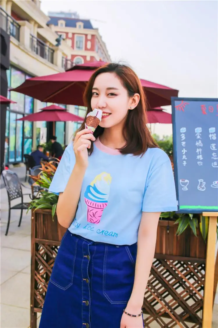 

2020 women t shirt friends new hot style letter friends print short brown sleeve t-shirts Europe lvory