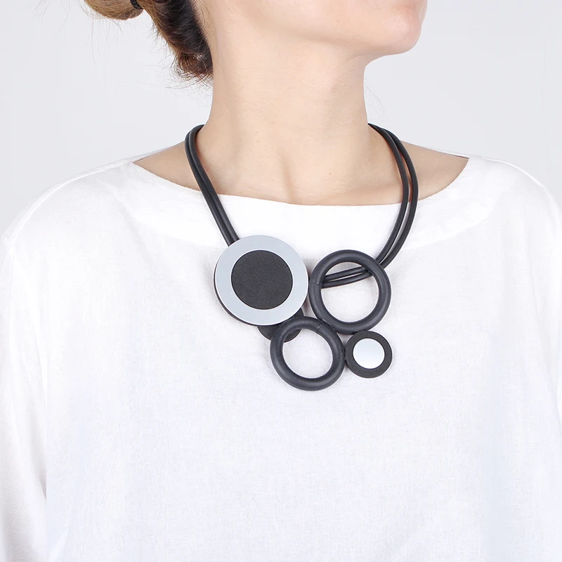 

YD&YDBZ Double Layer Rubber Big Circle Necklaces Women Punk Style Round Metal Pendant Short Necklace Strange Clothes Matching