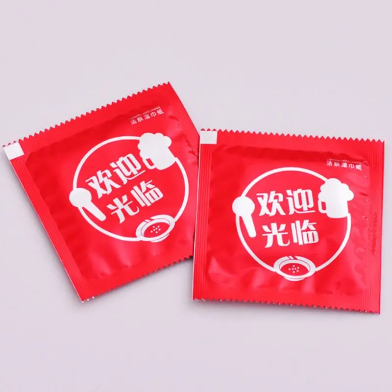 1 пакет влажные салфетки в форме презерватива | Красота и здоровье