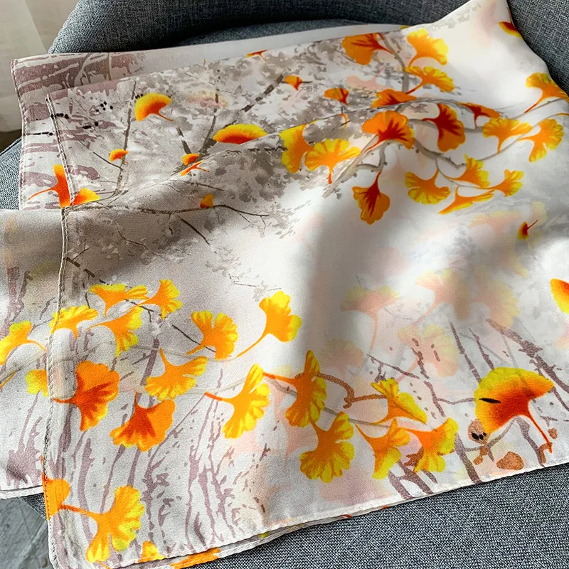 

2020 Fashion Dot Silk Scarf Women Neck Wraps Floral Print Lady Foulard Shawls Bandana Square Scarves