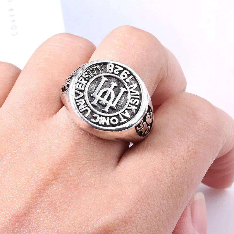 

Cthulhu Mythology Miscatanic University Ring Retro Style School Emblem Ring Metal Men's Women's Ring Accessories Party Jewelry