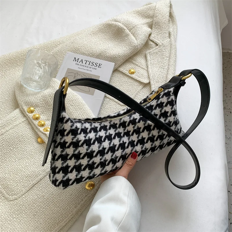 

Текстурированная ретро сумка для подмышек, новинка 2022, модная женская сумка через плечо с рисунком «гусиная лапка», простая однотонная сумк...