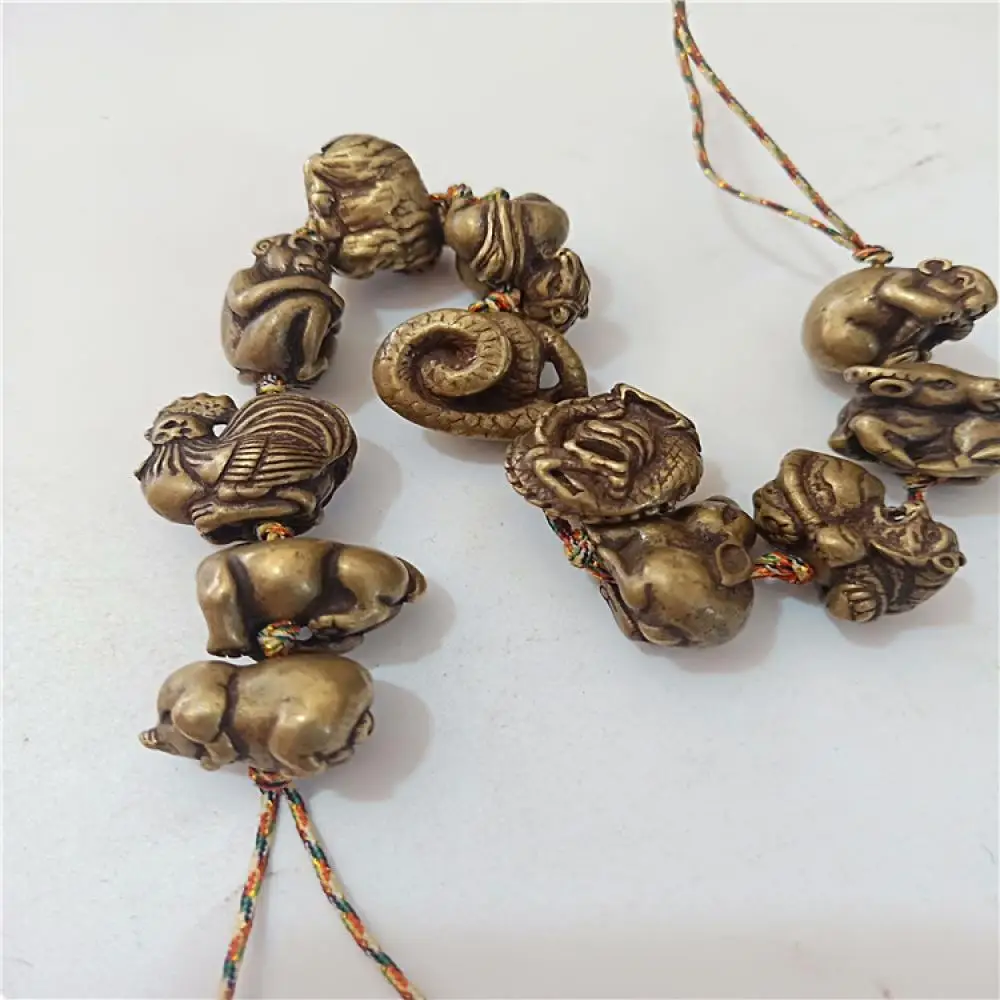 

Chinese Bronze Mini Brass Zodiac Bracelet Pendant Statues et Sculptures Collection Ornaments Amulet Mascot Gift
