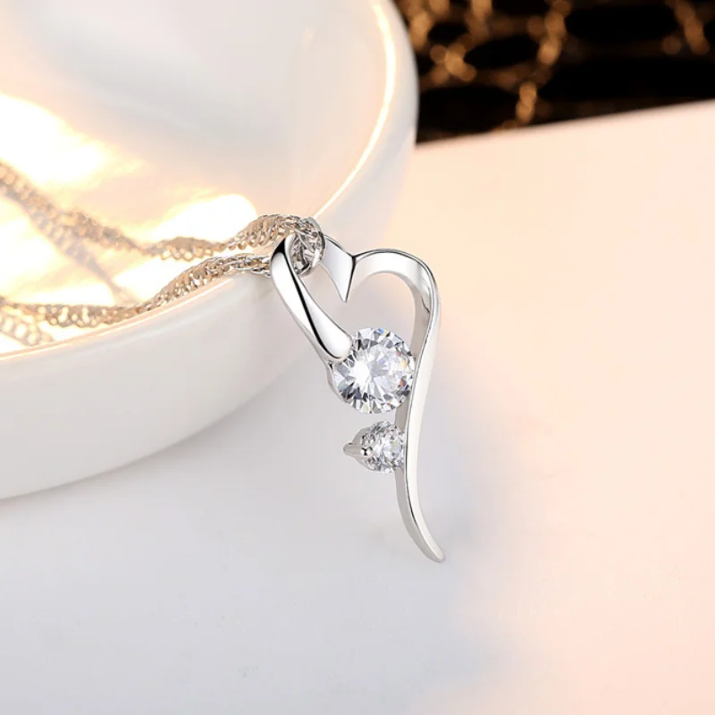 

Fashion Heart Pendant Necklaces for Women Silver Jewelry Necklaces Pendant