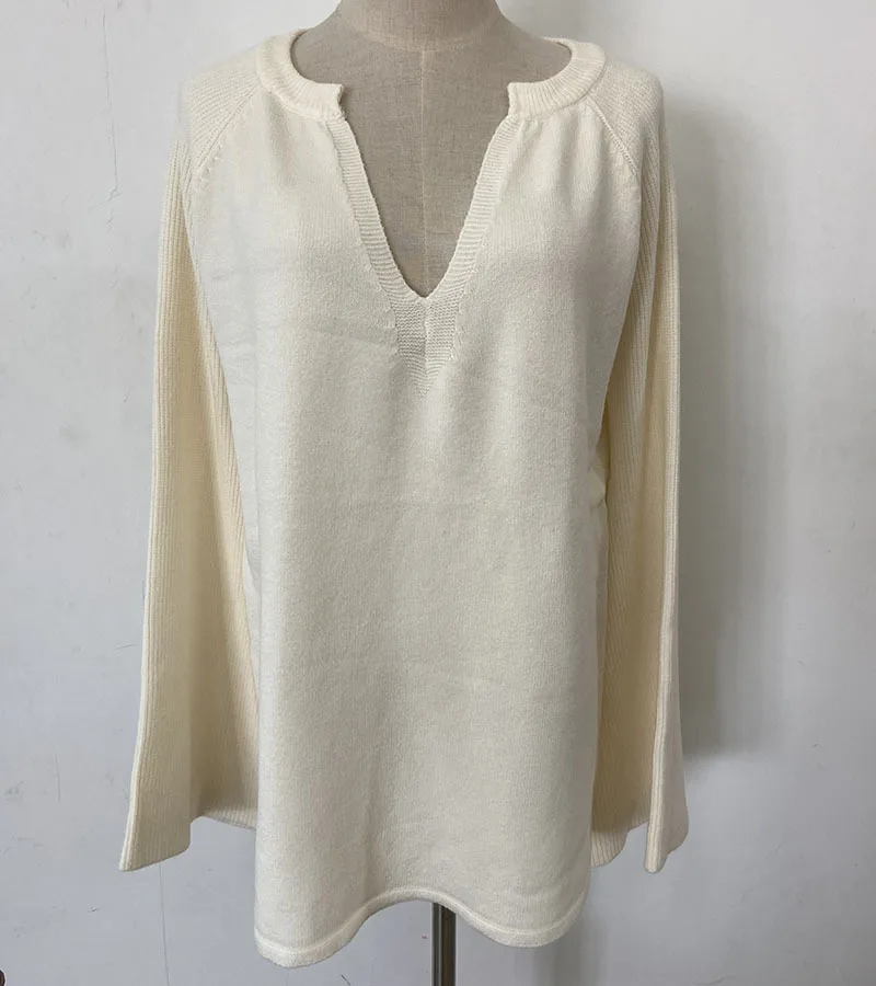 

Solid Color Pullover European and American Sweater Women's Temperament Commuter V-neck Large Size Loose Sweater Woman Sweaters